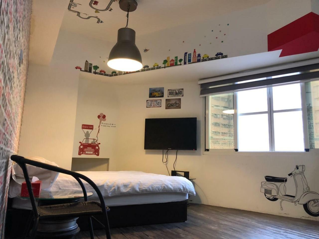 Traveler Station R15 Apartman Kaohsziung Kültér fotó
