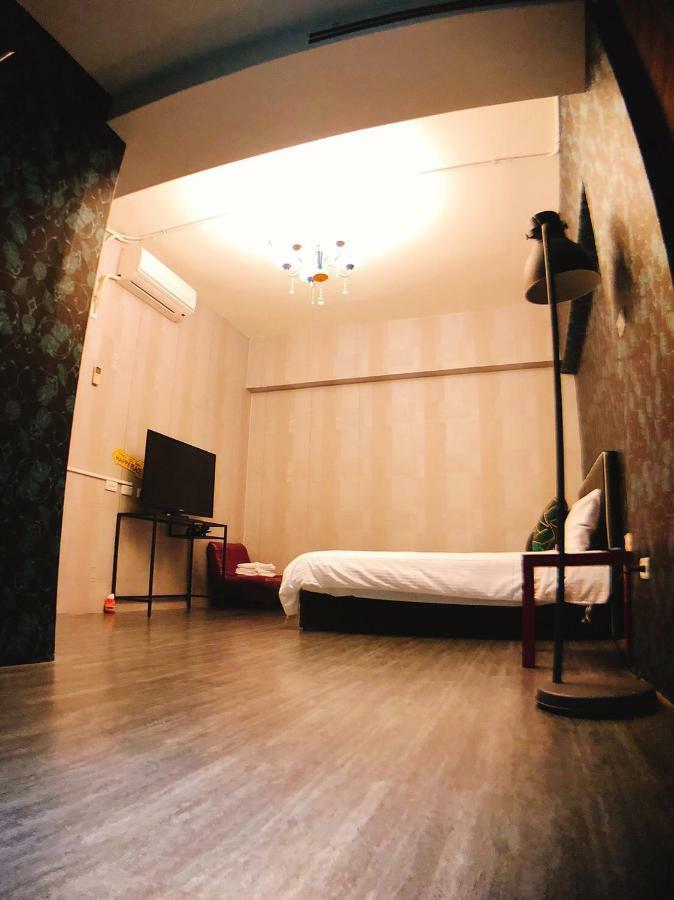 Traveler Station R15 Apartman Kaohsziung Kültér fotó